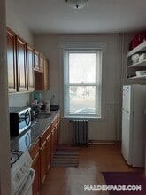 90 Maple St in Malden, MA - Building Photo - Building Photo