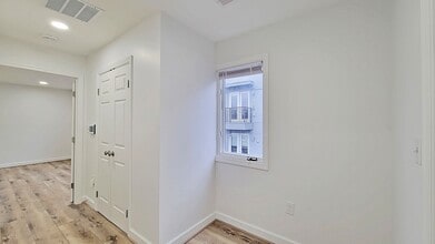 1712 Mount Vernon Ave, Unit D in Alexandria, VA - Building Photo - Building Photo