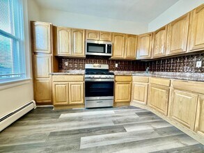 315 ARMSTRONG Ave in Jersey City, NJ - Building Photo - Building Photo