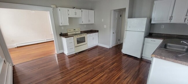 23 Park St, Unit 1 in Salem, MA - Building Photo - Building Photo