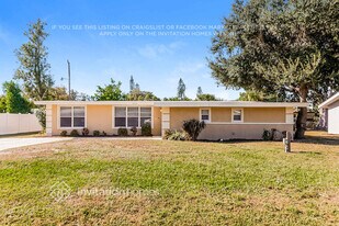 6218 Nutmeg Ave in Sarasota, FL - Building Photo