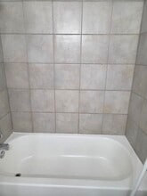 250 Alexis-Nihon Boul in St. Laurent, QC - Building Photo - Building Photo