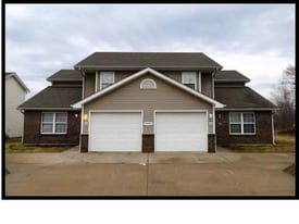 3403 Westwind Dr, Unit B in Columbia, MO - Building Photo