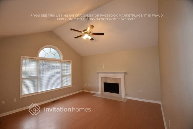 9455 Pebble Creek Ct in Villa Rica, GA - Foto de edificio - Building Photo