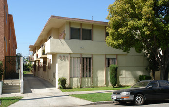 321 S Gramercy Pl in Los Angeles, CA - Building Photo - Building Photo