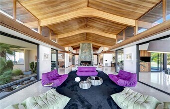 3820 Domal Ln in La Canada Flintridge, CA - Building Photo - Building Photo