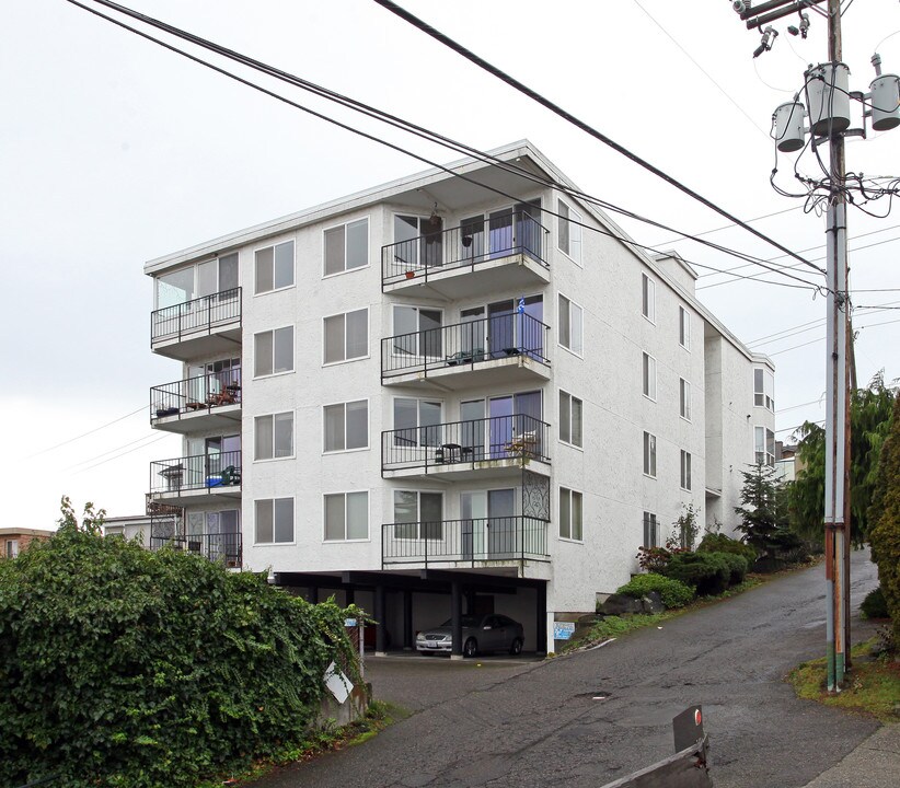 Highland View in Seattle, WA - Building Photo