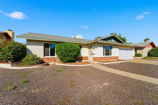 1644 E Broadmor Dr in Tempe, AZ - Building Photo - Building Photo
