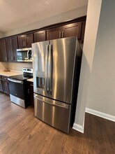 106 Loubell Dr in Canonsburg, PA - Building Photo - Building Photo