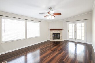 21019 Sweet Blossom Ln in Tomball, TX - Building Photo - Building Photo