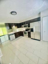 2104 Timberglen Dr in Imperial, PA - Building Photo - Building Photo