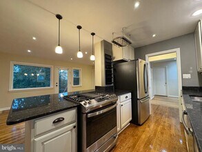 2612 Sigmona St in Falls Church, VA - Building Photo - Building Photo