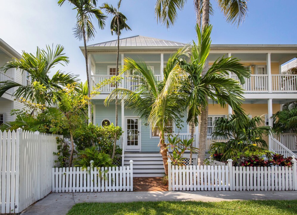 57 Spoonbill Way in Key West, FL - Building Photo