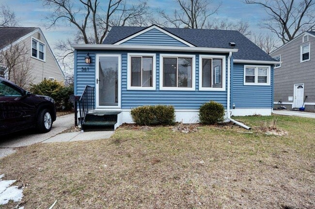 property at 361 Adams Ct