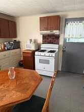 206 Willow St in Johnson City, NY - Building Photo - Building Photo