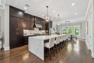 1106 Briar Cove Cir in Atlanta, GA - Building Photo - Building Photo