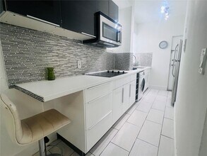 1335 Pennsylvania Ave in Miami Beach, FL - Building Photo - Building Photo