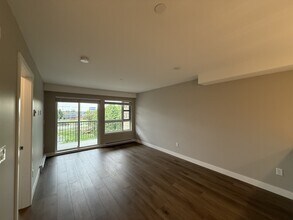 22562-22562 121 Ave in Maple Ridge, BC - Building Photo - Building Photo