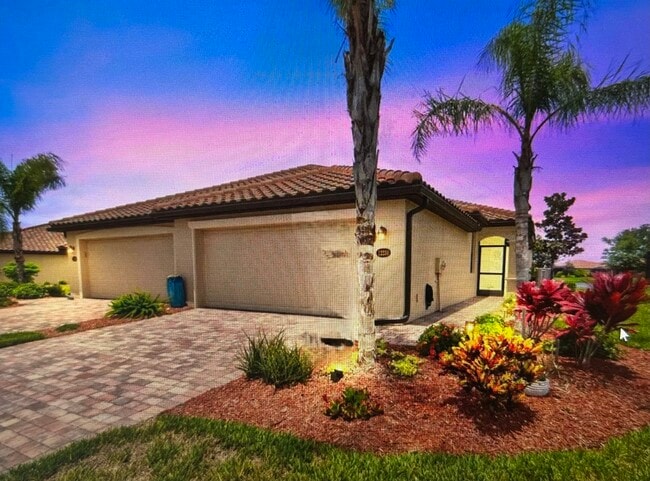 12230 Amica Loop in Venice, FL - Building Photo - Building Photo