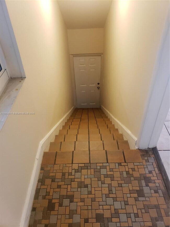3640 SW 14th St in Miami, FL - Building Photo - Building Photo