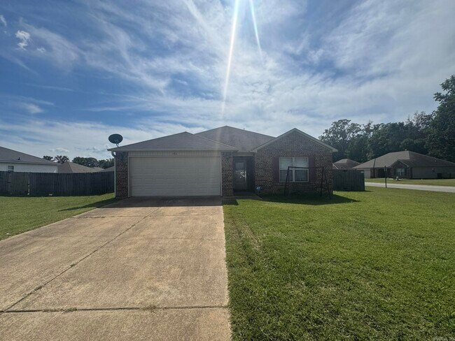 200 Wildflower Dr in Beebe, AR - Building Photo - Building Photo