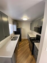 The Claridge Apartments in Los Angeles, CA - Foto de edificio - Building Photo