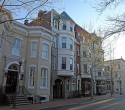 3003 P St NW in Washington, DC - Building Photo - Building Photo