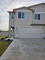 310 N 18th St in Payette, ID - Building Photo