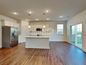 8453 Northpoint Dr in Sunbury, OH - Building Photo - Building Photo