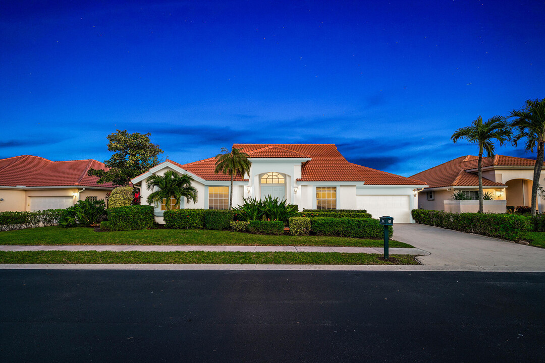 207 Eagleton Estates Blvd in Palm Beach Gardens, FL - Building Photo