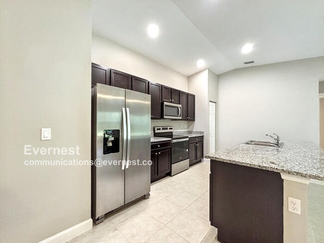 236 Wilmette Ave SW in Palm Bay, FL - Building Photo - Building Photo