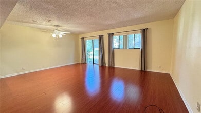 2173 NW 37th Ave in Coconut Creek, FL - Building Photo - Building Photo