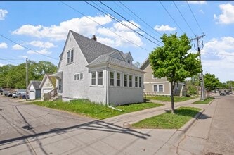 319 Earl St in St. Paul, MN - Building Photo - Building Photo