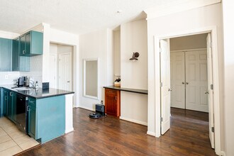 401 16th St NW, Unit 1463 in Atlanta, GA - Building Photo - Building Photo