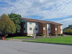 2150-2160 Olympic St in Springfield, OH - Building Photo