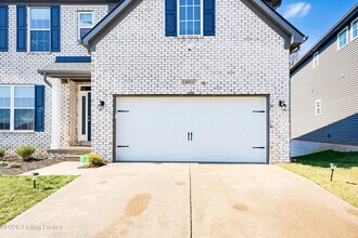 14031 Halden Ridge Way in Louisville, KY - Building Photo - Building Photo