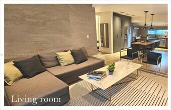 65 NE 68th St in Miami, FL - Building Photo - Building Photo