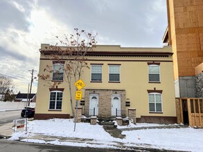 190-192 E Vine St in Murray, UT - Building Photo - Building Photo