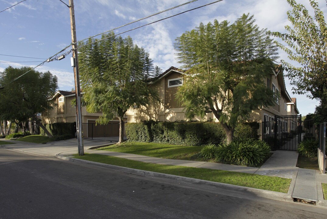 5811-5831 Kingman Ave in Buena Park, CA - Foto de edificio