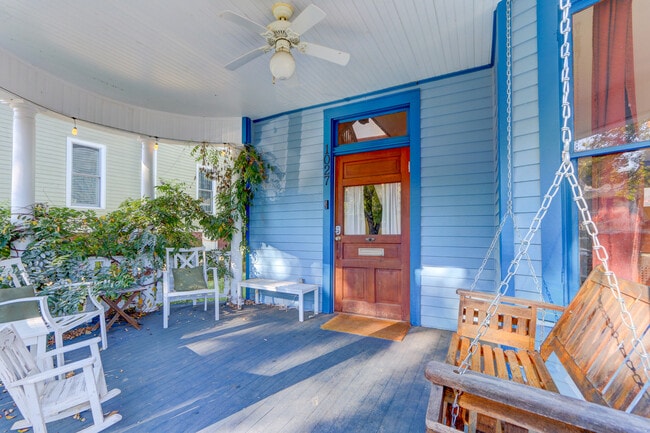 1027 Eleanor St in Knoxville, TN - Building Photo - Building Photo