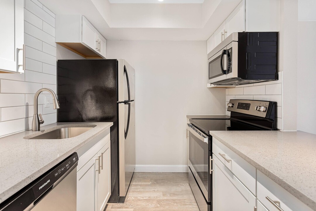 Raystone in Phoenix, AZ - Foto de edificio