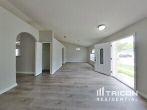 2232 Nettlebrook St N in Jacksonville, FL - Foto de edificio - Building Photo