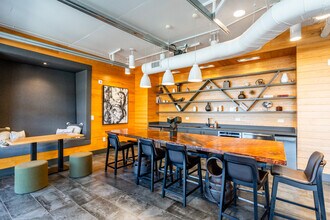 Brightleaf on Main in Durham, NC - Foto de edificio - Interior Photo