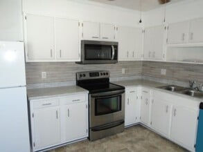 6321 Rustic Ridge in Hope Mills, NC - Building Photo - Building Photo
