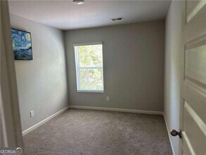 6270 Rockaway Rd in Atlanta, GA - Building Photo - Building Photo