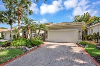 8127 Playa Del Sur Blvd in Greenacres, FL - Building Photo - Building Photo