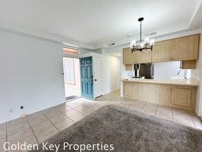 3591 Cameo Dr in Oceanside, CA - Building Photo - Building Photo