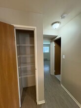 1332 Geneva Dr in Palatine, IL - Building Photo - Building Photo