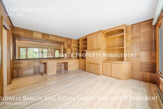 1500 Oakcrest Ct in Appleton, WI - Building Photo - Building Photo