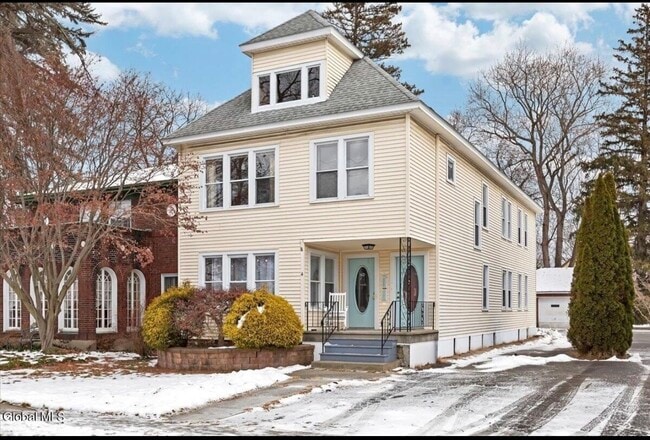 4 Harris Ave, Unit Floor 1